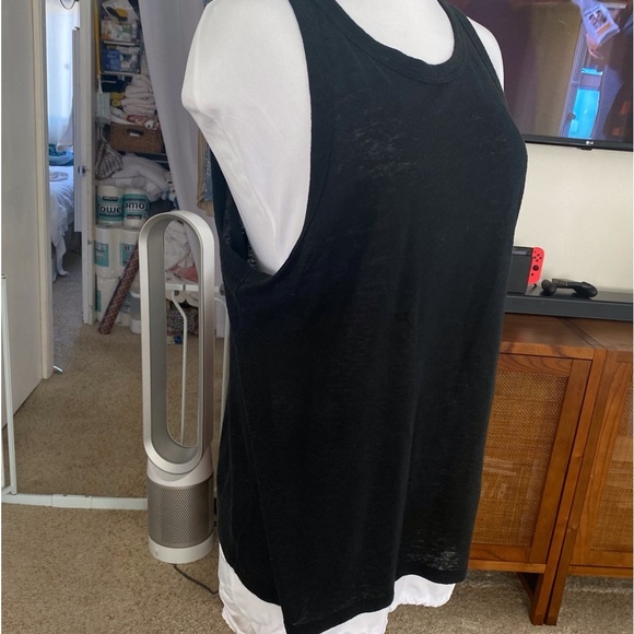6 for $ 20❤️ A new day. Black tank top - Picture 7 of 8